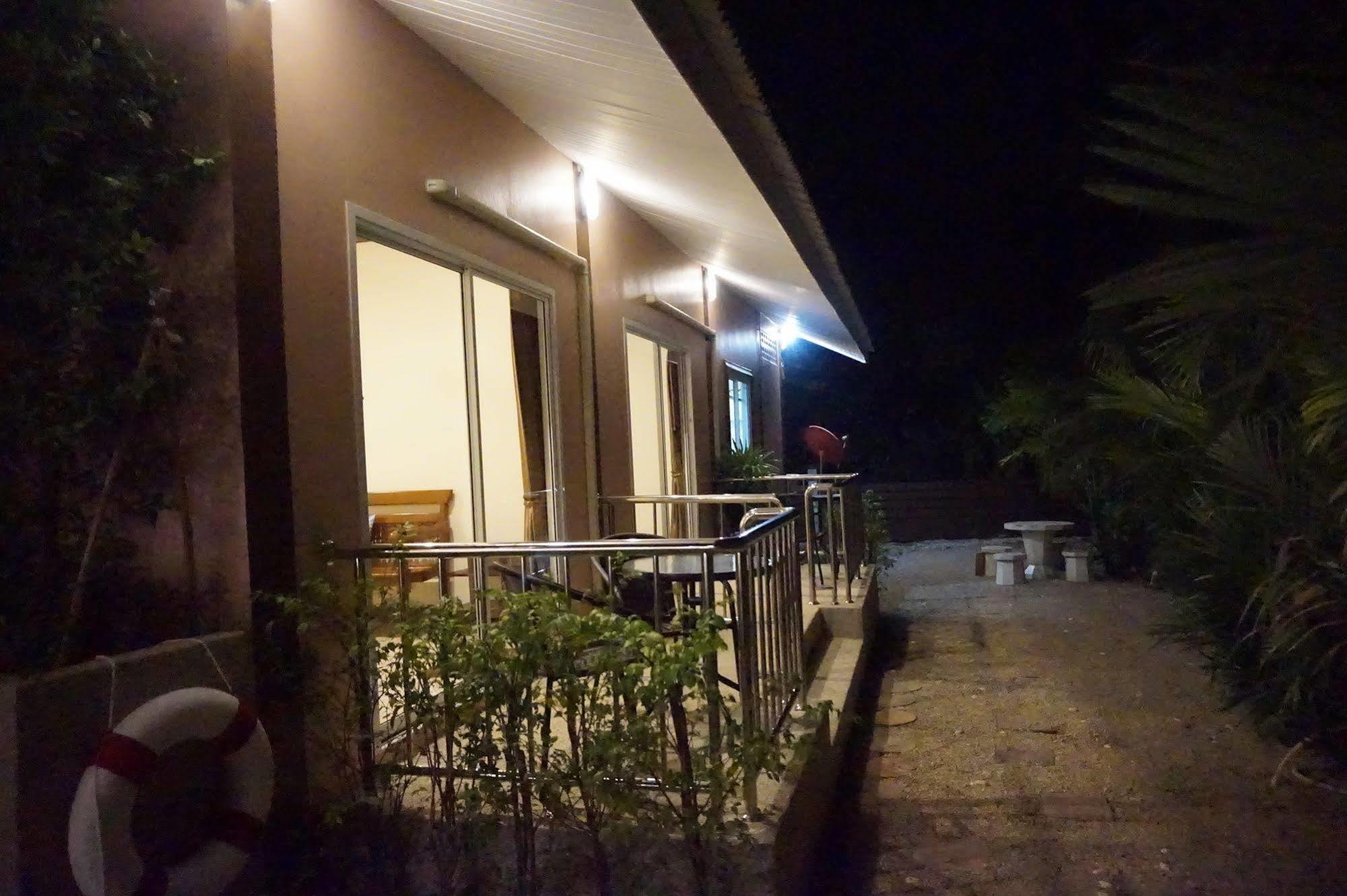 Snowhouse Aonang Krabi Otel Ao Nang Dış mekan fotoğraf