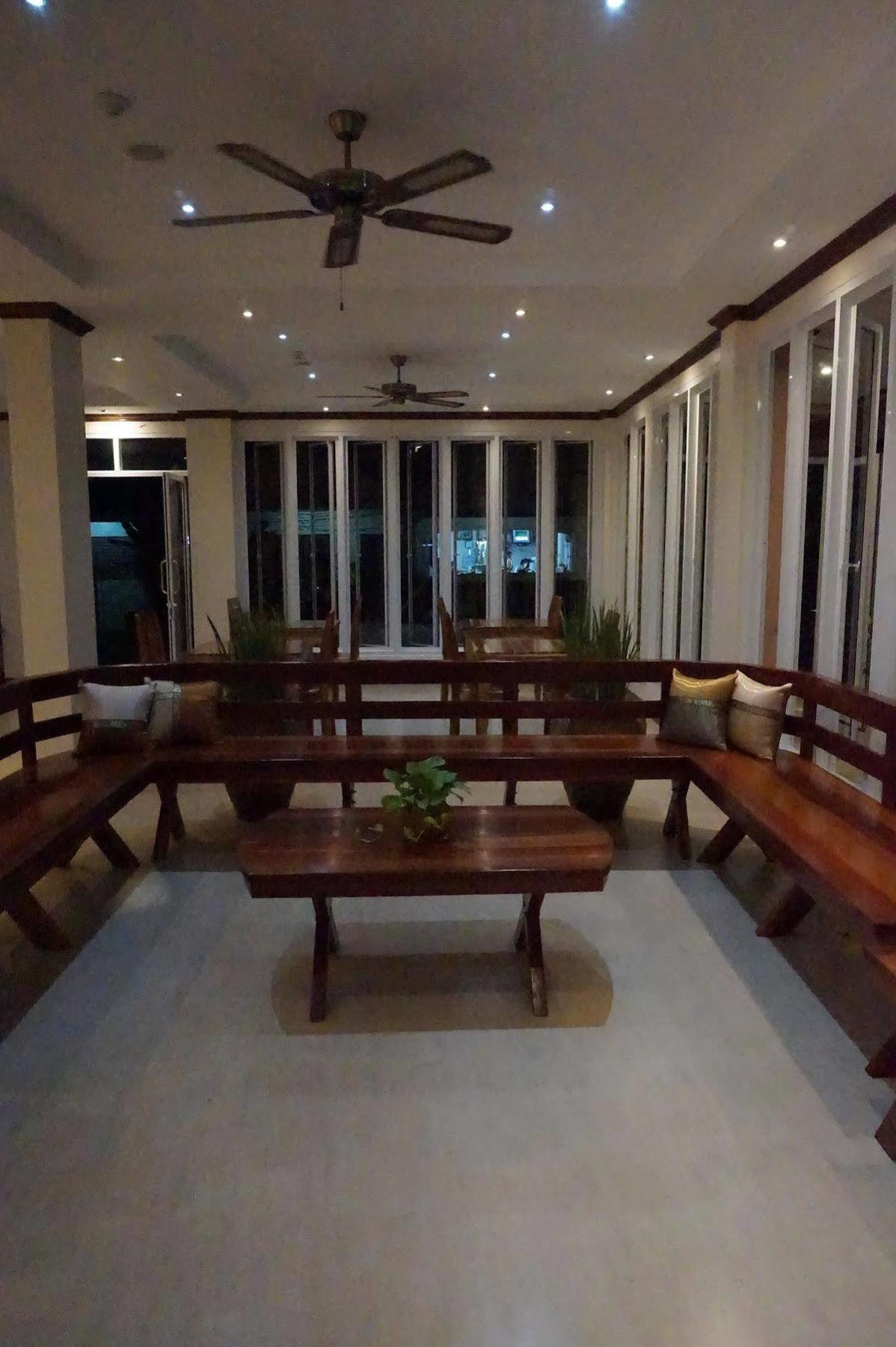 Snowhouse Aonang Krabi Otel Ao Nang Dış mekan fotoğraf